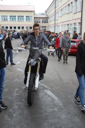 dzien182